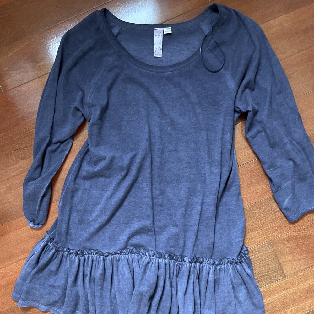 Denim bluish 3/4 sleeve top